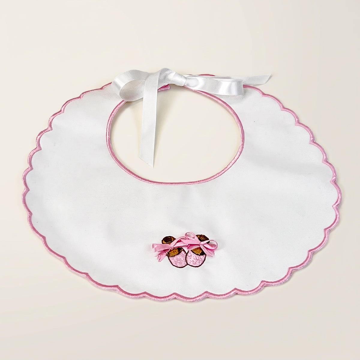 Batiste Bib with Embroidered Shoe