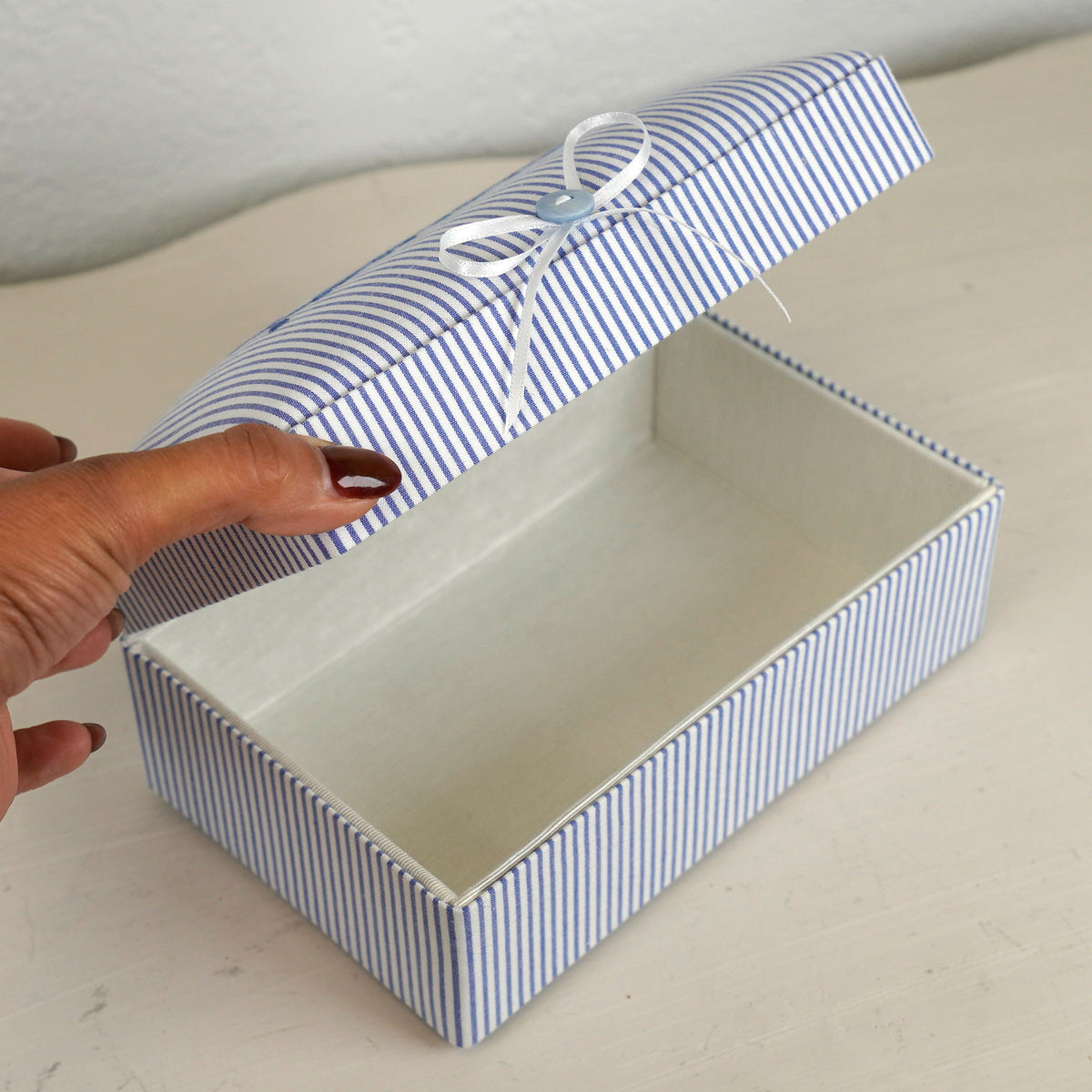 Seersucker Striped Cotton – Small Baby Keepsake Box