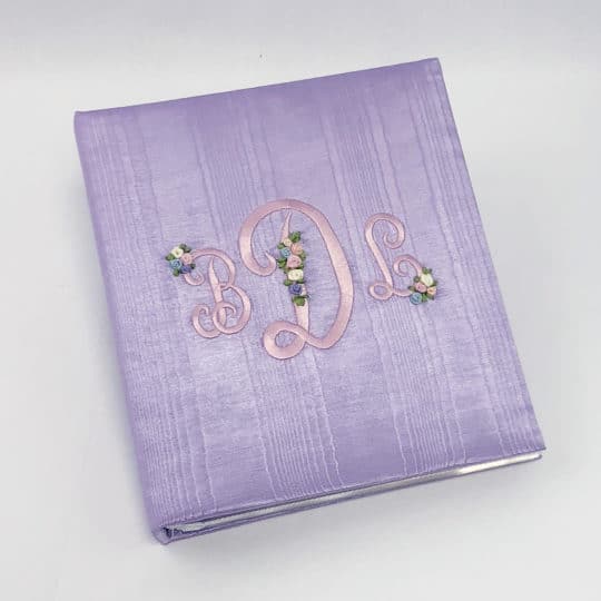 Large Ring Bound Photo Album In Moiré With Silk Ribbon Flowers