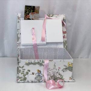 Nursery-Toile-Baby-Keepsake-Box-Medium-Ballantines-Baby-Pink-Thread-B14C-BG-open