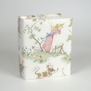 Small Photo Album in Nursery Rhyme Over the Moon Toile