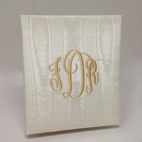 AR11-1-Candlelight-Moire-Style-38-Matte-Gold-Thread-FDR