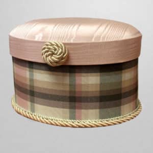 B9O-1C-Pink-and-Green-Plaid-on-Cream-Moire-with-Baby-Pink-Moire
