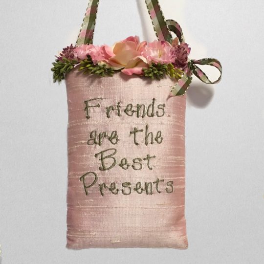 SH6-FBP-Friends-are-the-Best-Presents-Sachet-in-Pink-Silk