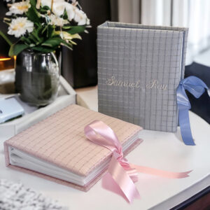 Medium Hardbound Album in Textured Silk Squares