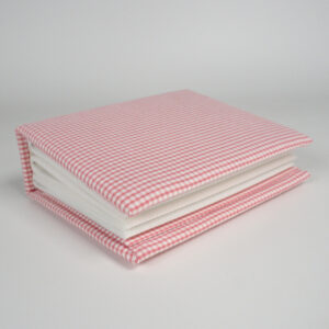 Small-Photo-Album-Seersucker-Check-AHB7-SCH-CRL-2
