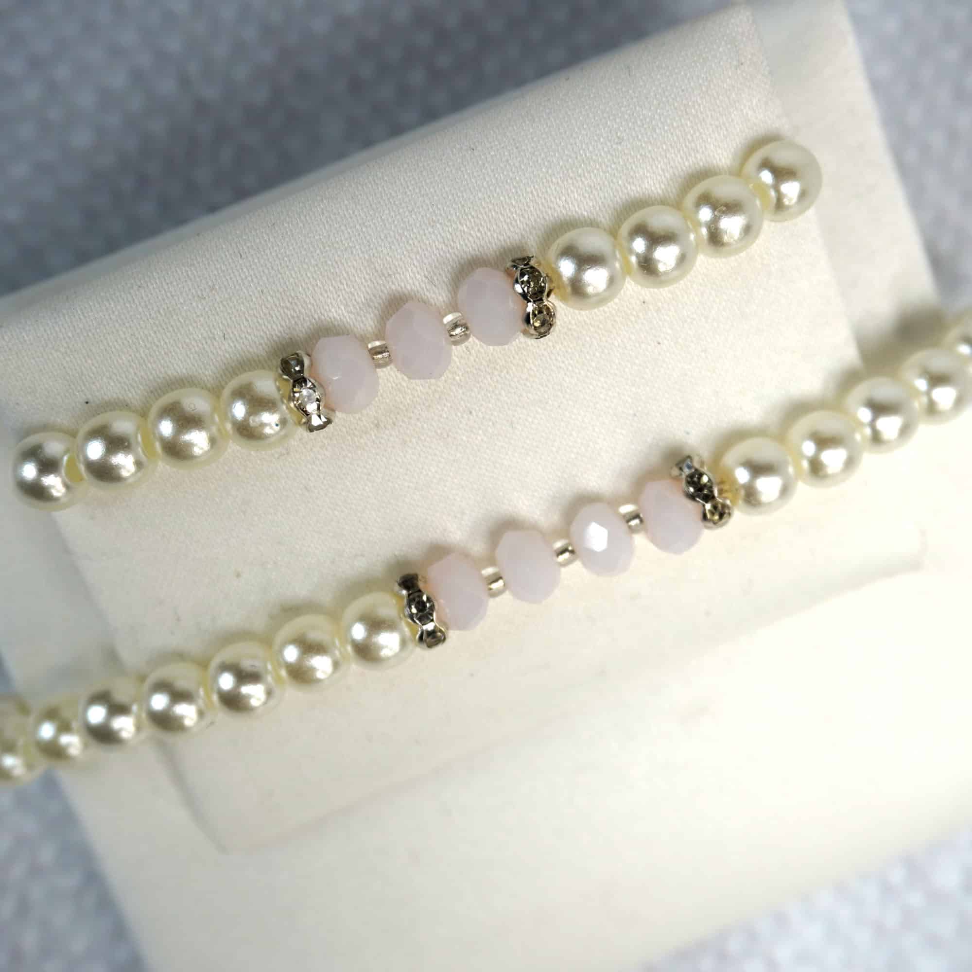 Mother Pearls with Gold Beads Bracelet