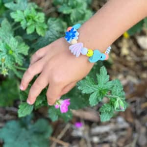 Wildflower-Bracelet-Gift-Kit-closeup