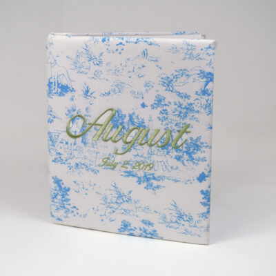 Heirlooms Hound Toile Large Photo Album