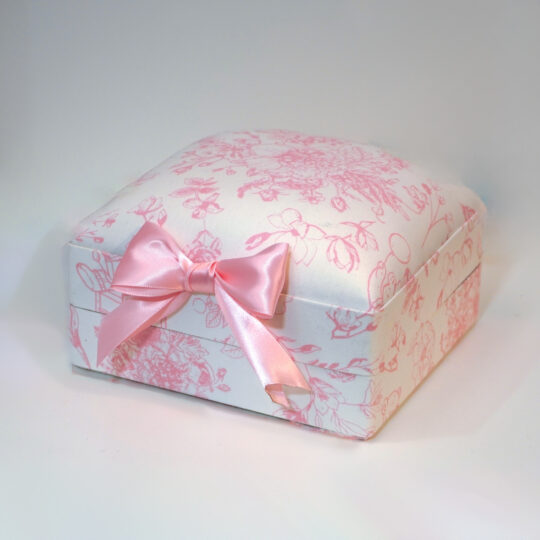 Beary Blossoms Toile Jewelry Box