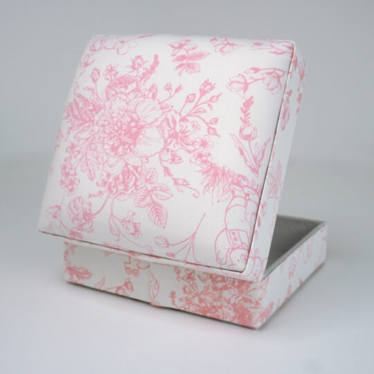 Beary Blossoms Toile Jewelry Box