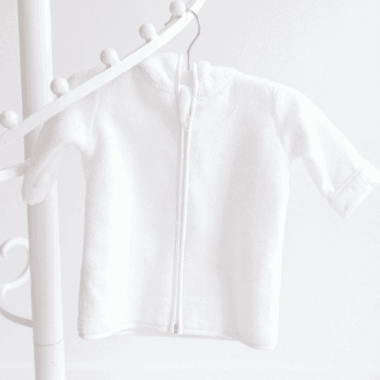 Baby-Bathrobe–White-with-Ecru-Dots-BBR-ED-Front